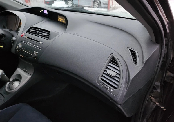 Honda Civic cena 15999 przebieg: 209000, rok produkcji 2006 z Jaworzno małe 301